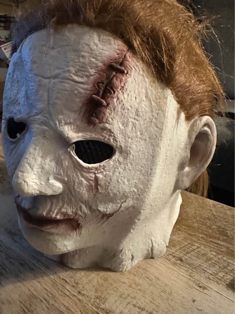 Michael Myers Halloween Horror Mask - Light up eyes